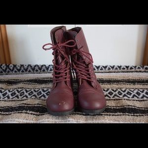 Burgundy Rue 21 boots